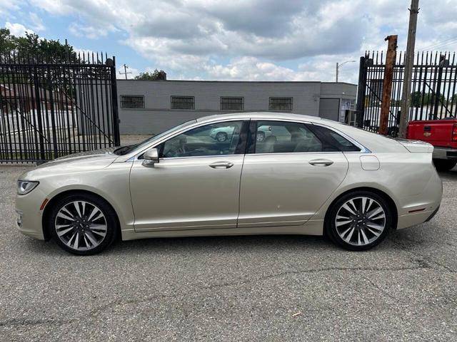 Photo of 2017 Gold Lincoln MKZ
