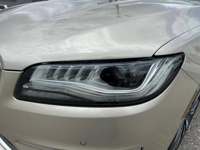 Photo of 2017 Gold Lincoln MKZ