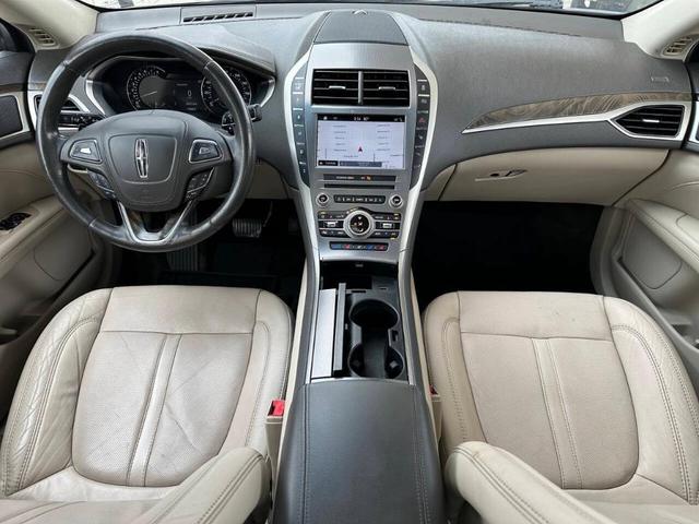 Photo of 2017 Gold Lincoln MKZ