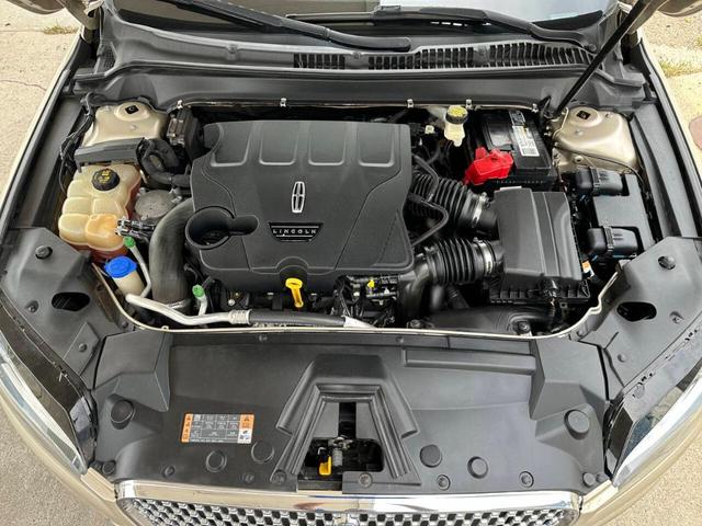 Photo of 2017 Gold Lincoln MKZ