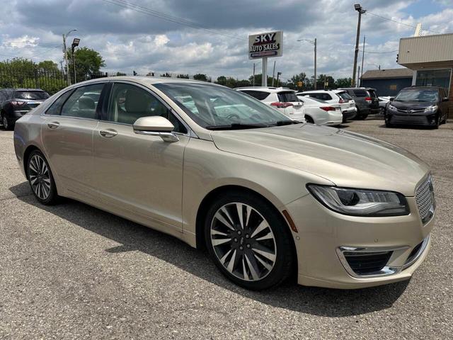 Photo of 2017 Gold Lincoln MKZ