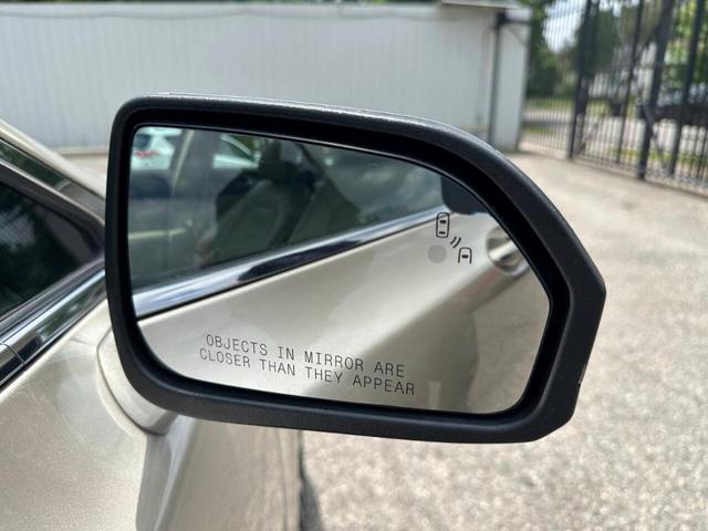 Photo of 2017 Gold Lincoln MKZ