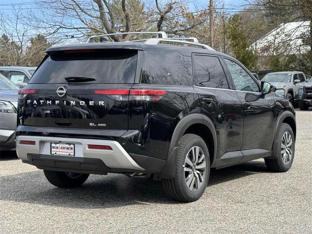 Photo of 2025 Black Nissan Pathfinder
