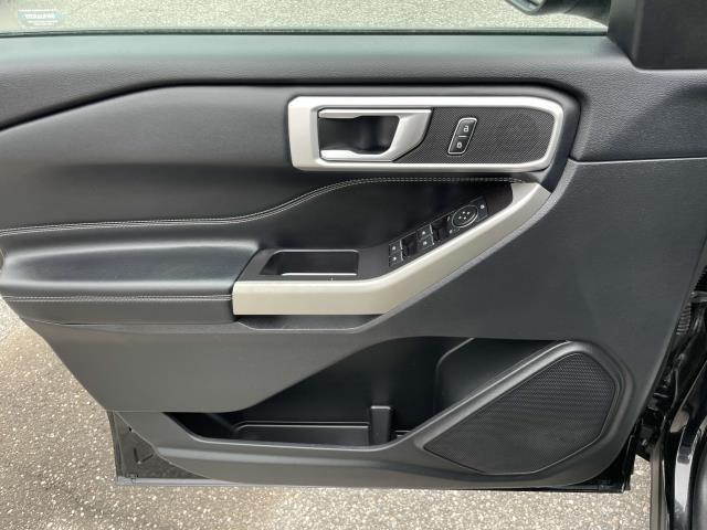 Photo of 2022 Agate Black Metallic Ford Explorer