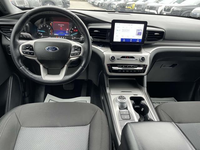 Photo of 2022 Agate Black Metallic Ford Explorer