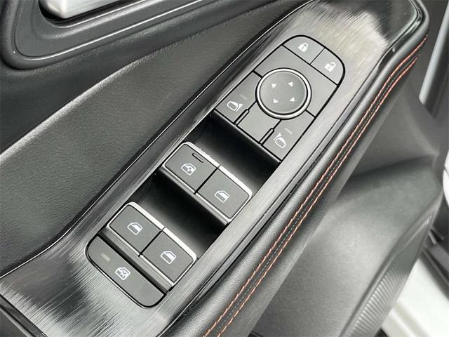 Photo of 2025 Everest White P Nissan Rogue