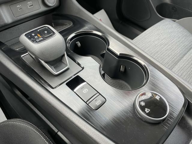Photo of 2023 White Nissan Rogue