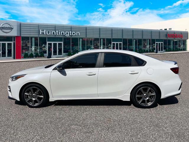 Photo of 2020 Snow White Pearl Kia Forte