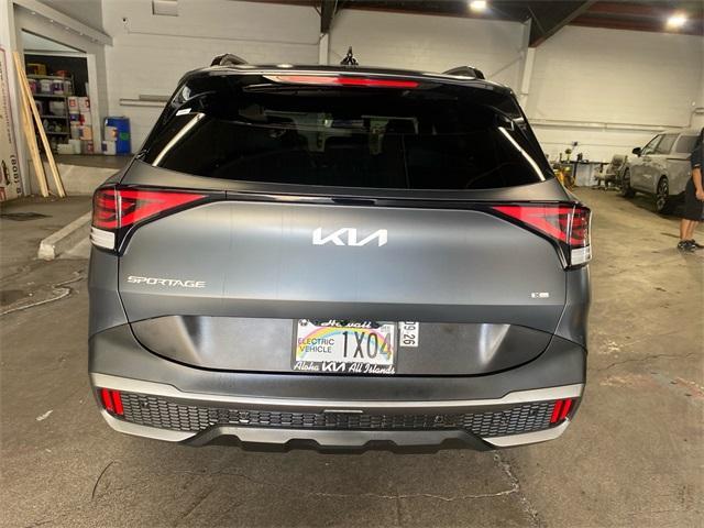 Photo of 2024 Shadow Kia Sportage Plug-In Hybrid