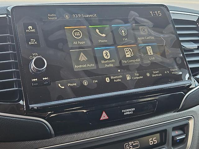Photo of 2025 Platinum White Pearl Honda Ridgeline