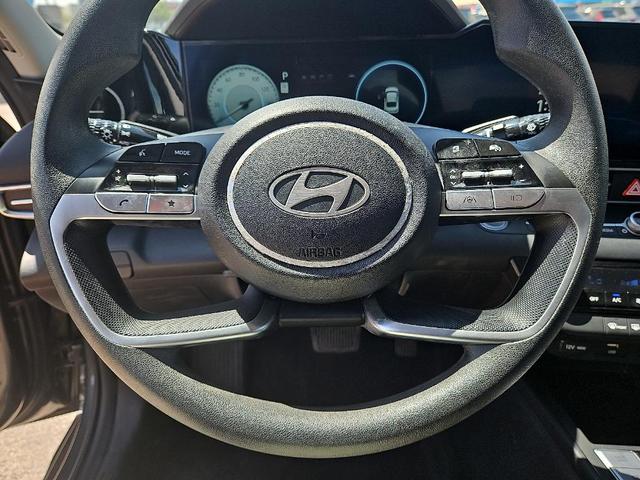 Photo of 2024 Amazon Gray Hyundai ELANTRA