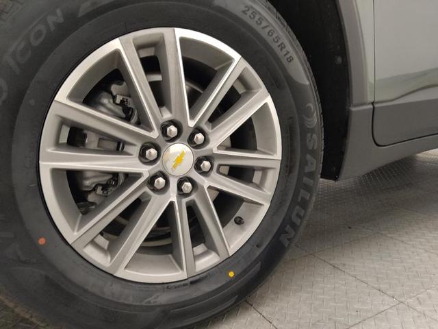 Photo of 2022 Silver Ice Metallic Chevrolet Traverse