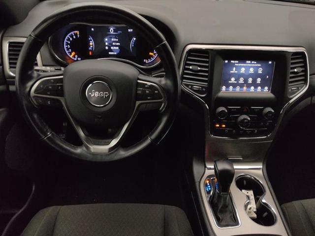 Photo of 2021 Diamond Black Crystal Pearlcoat Jeep Grand Cherokee