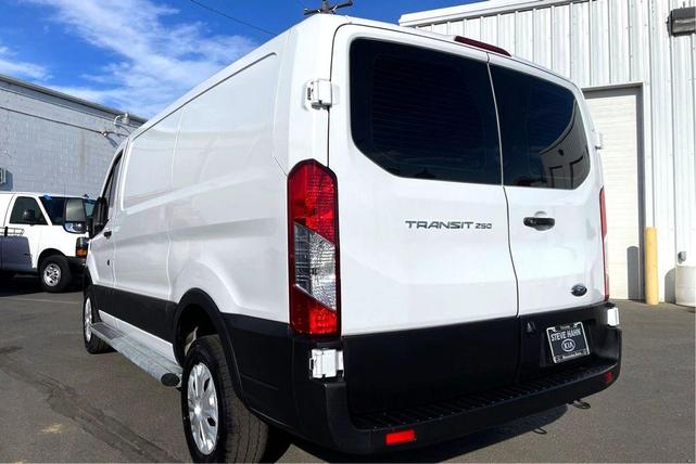 Photo of 2021 Oxford White Ford Transit-250