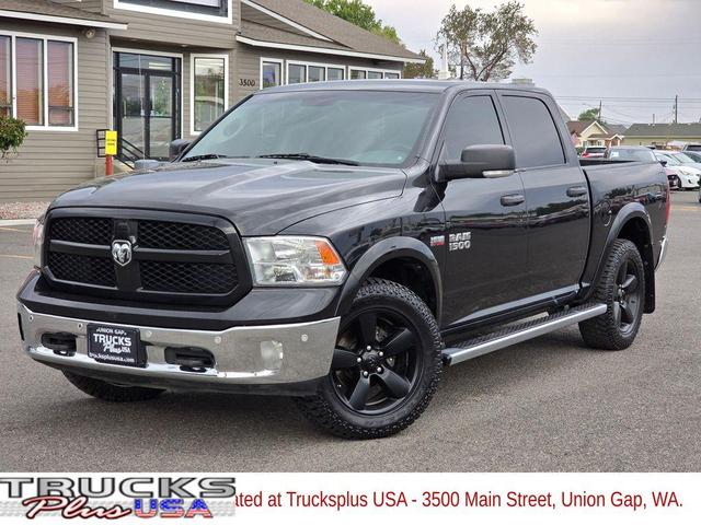 Photo of 2017 Brilliant Black Crystal Pearlcoat RAM 1500