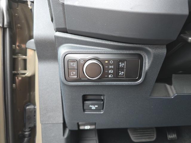Photo of 2025 MARSH GRAY Ford Bronco