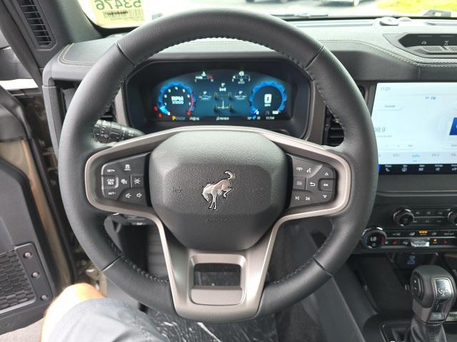 Photo of 2025 MARSH GRAY Ford Bronco