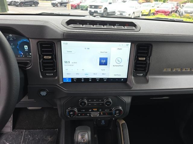 Photo of 2025 MARSH GRAY Ford Bronco