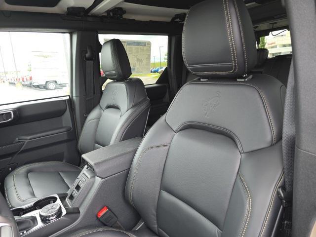 Photo of 2025 MARSH GRAY Ford Bronco