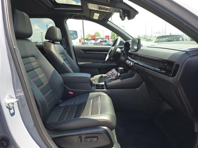 Photo of 2024 Gray Honda CR-V Hybrid