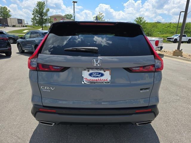 Photo of 2024 Gray Honda CR-V Hybrid