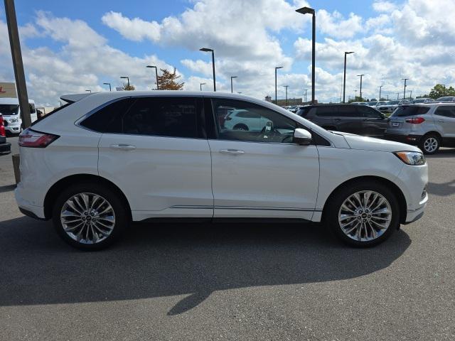 Photo of 2020 Star White Metallic Tri-Coat Ford Edge