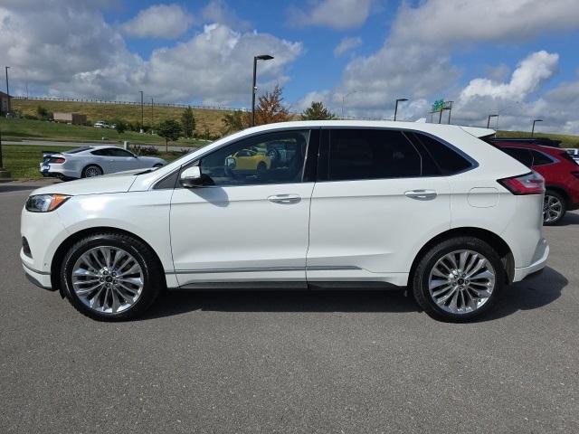 Photo of 2020 Star White Metallic Tri-Coat Ford Edge