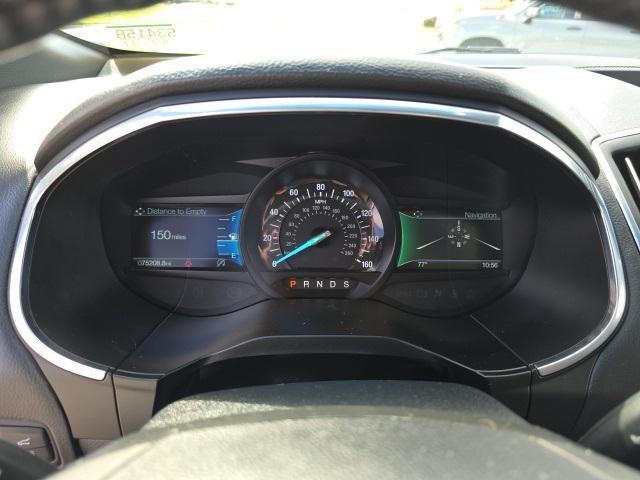 Photo of 2020 Star White Metallic Tri-Coat Ford Edge
