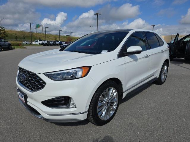 Photo of 2020 Star White Metallic Tri-Coat Ford Edge