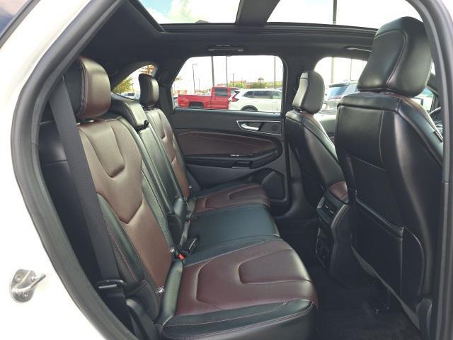 Photo of 2020 Star White Metallic Tri-Coat Ford Edge