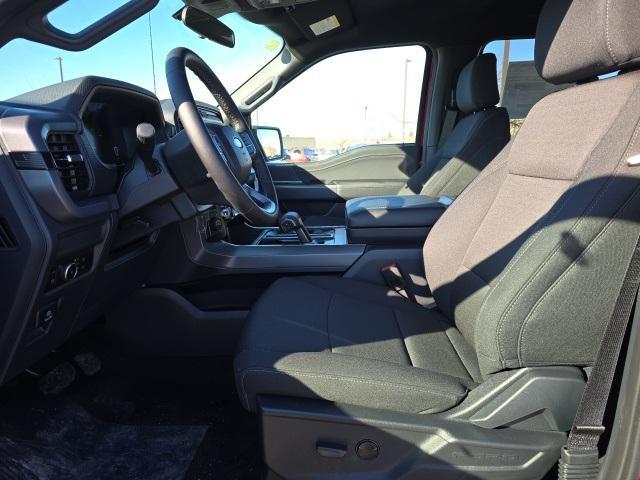 Photo of 2025 RAPID RED MET TINTED CC Ford F-150