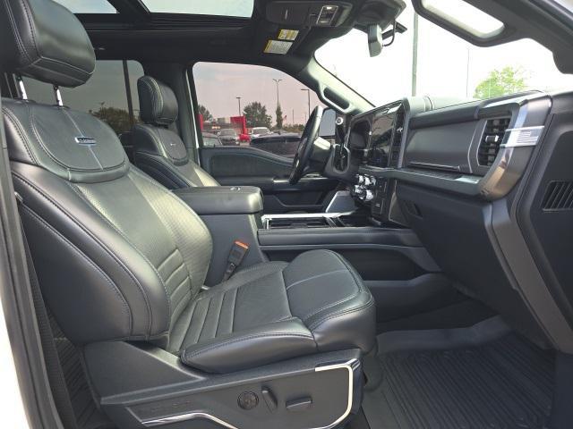 Photo of 2025 STAR WHITE Ford F-250