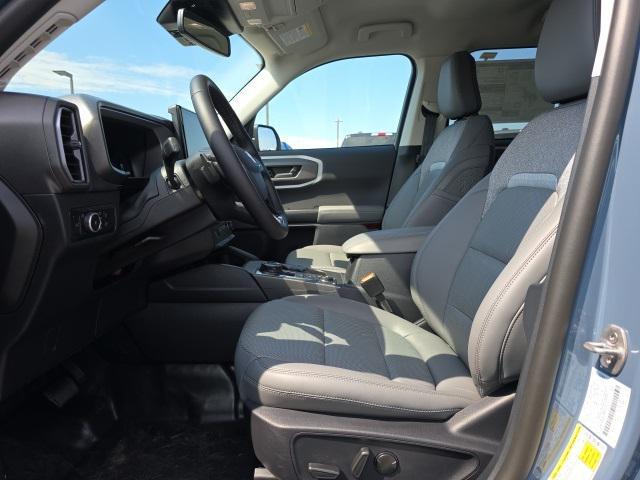 Photo of 2025 AZURE GRAY METALLIC TRI-COAT Ford Bronco Sport