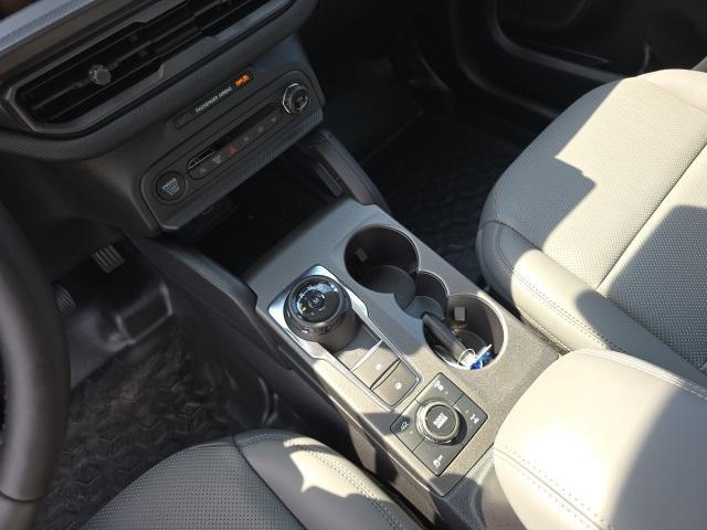 Photo of 2025 AZURE GRAY METALLIC TRI-COAT Ford Bronco Sport