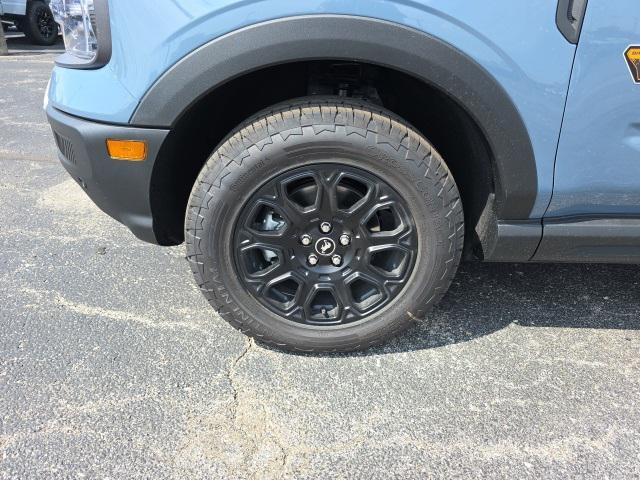 Photo of 2025 AZURE GRAY METALLIC TRI-COAT Ford Bronco Sport