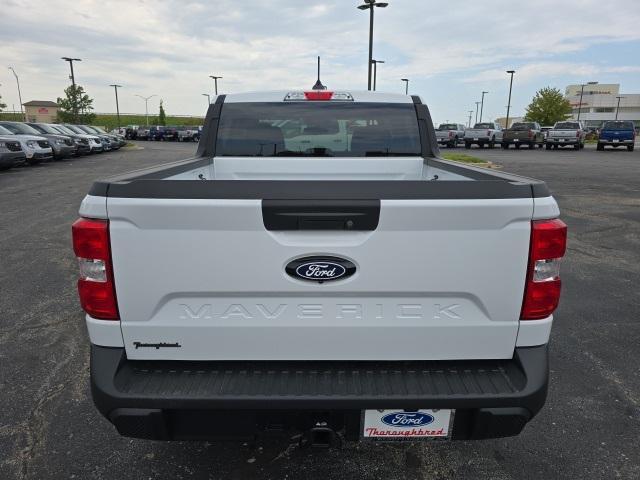 Photo of 2025 OXFORD WHITE Ford Maverick
