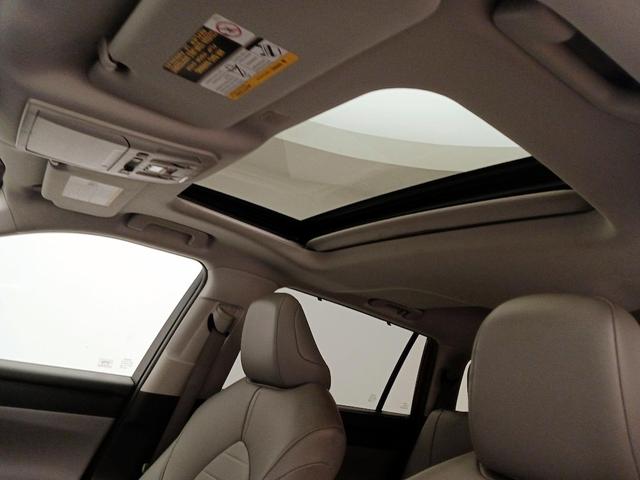 Photo of 2020 Red Toyota Highlander
