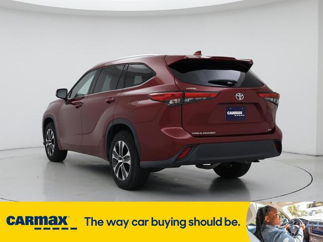 Photo of 2020 Red Toyota Highlander