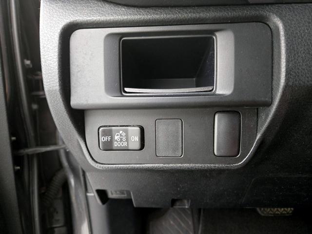 Photo of 2017 Gray Toyota Tacoma