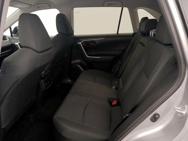 Photo of 2024 Silver Toyota RAV4 Hybrid
