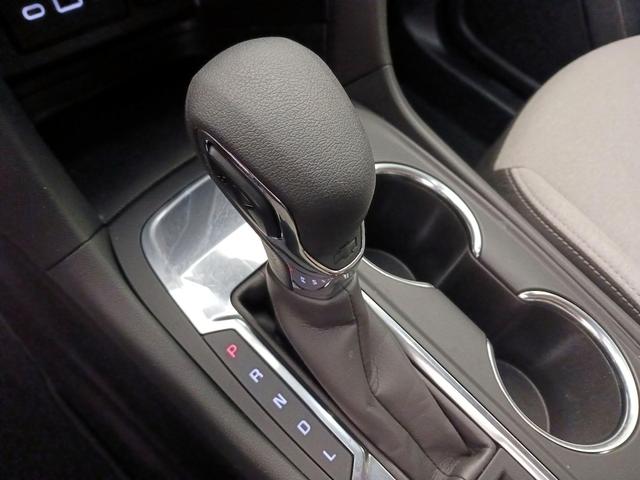 Photo of 2024 White Chevrolet Equinox