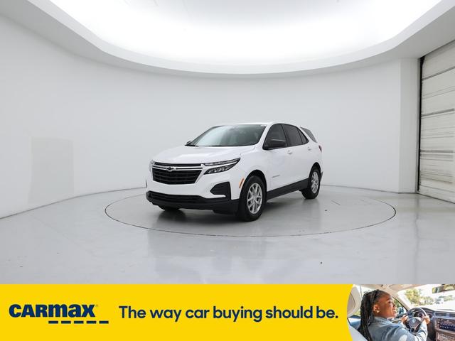 Photo of 2024 White Chevrolet Equinox