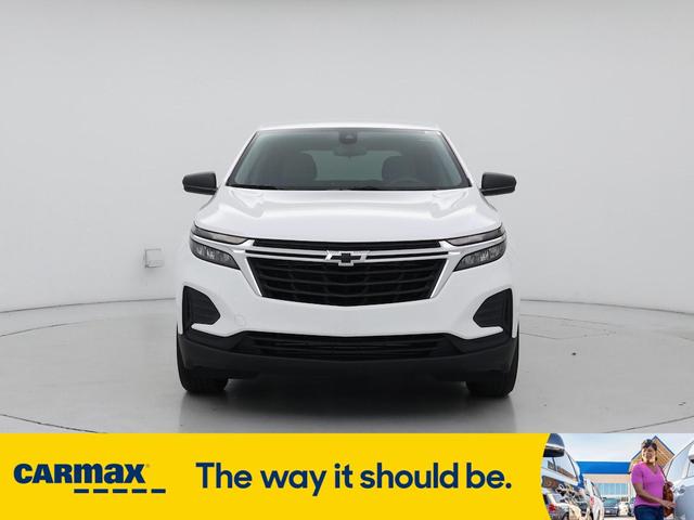 Photo of 2024 White Chevrolet Equinox