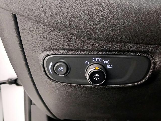 Photo of 2024 White Chevrolet Equinox