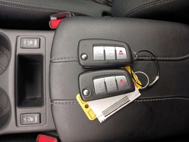 Photo of 2019 Gray Nissan Rogue