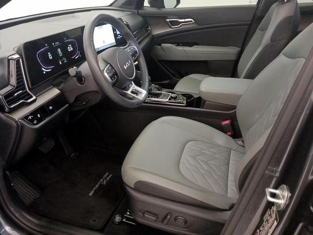 Photo of 2023 Black Kia Sportage