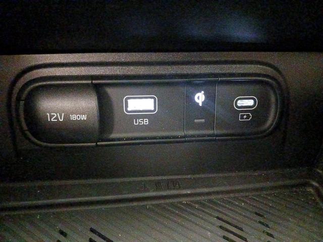 Photo of 2023 Black Kia Sportage