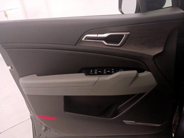Photo of 2023 Black Kia Sportage