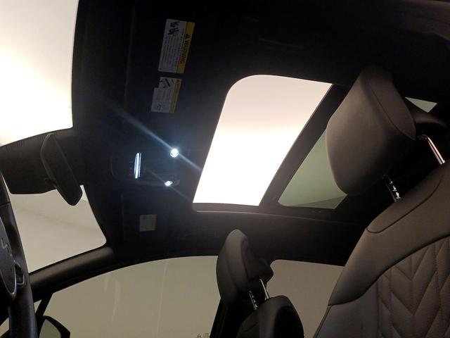 Photo of 2023 Black Kia Sportage