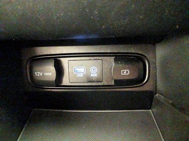 Photo of 2020 Gray Hyundai SANTA FE